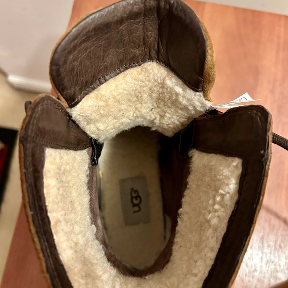 Women Ugg Azaria Waterproof Boots - Picture 5 of 7